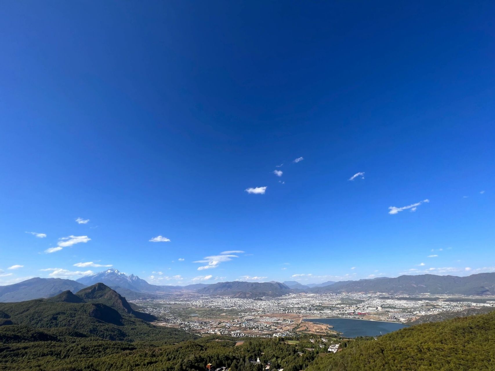 文笔山风景区    90价格:免费 95排队:不需要排队 91景点玩法