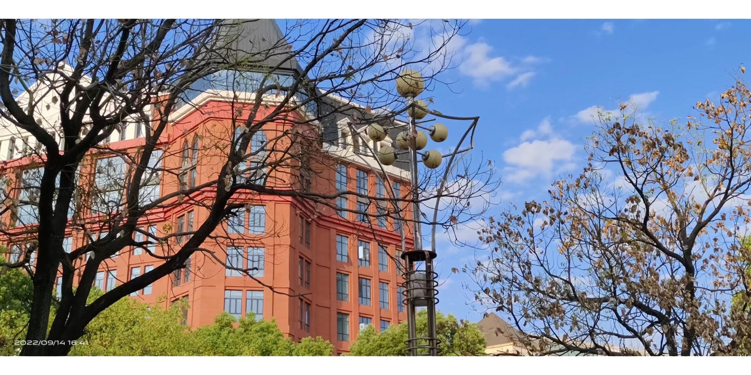 江西外语外贸职业学院 欢迎大家报考美丽江外院