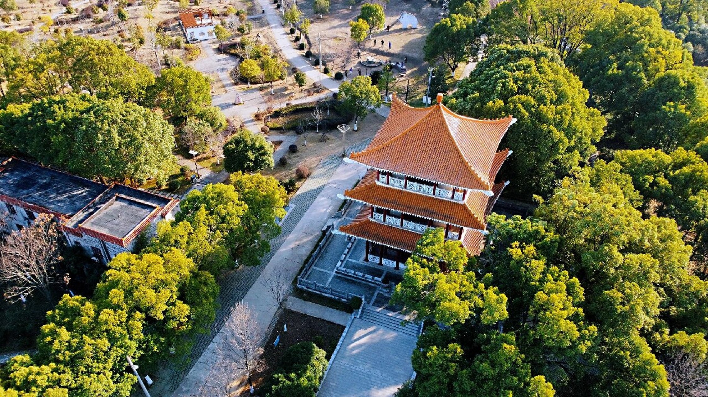 白玉山 严西湖|武汉小众散步公园 人少 开阔 景美 可溜娃 可钓鱼 先