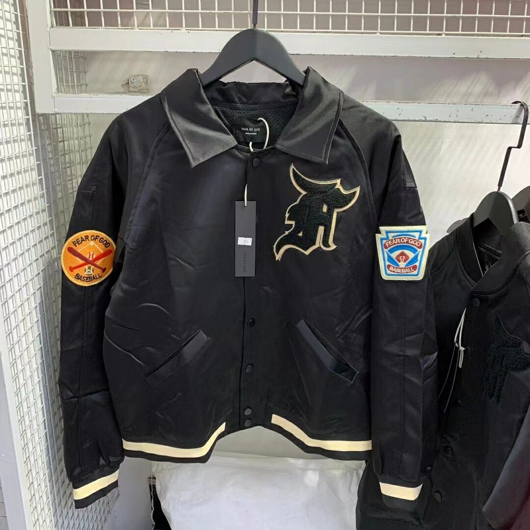 fog经典夹克棒球服    fear of god fog第五季徽章飞行教练夹克棒球服