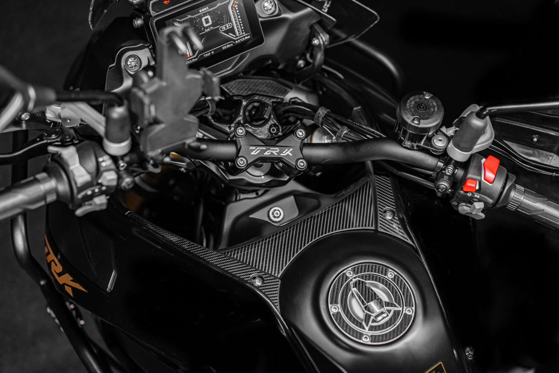 贝纳利702x 贝纳利702x