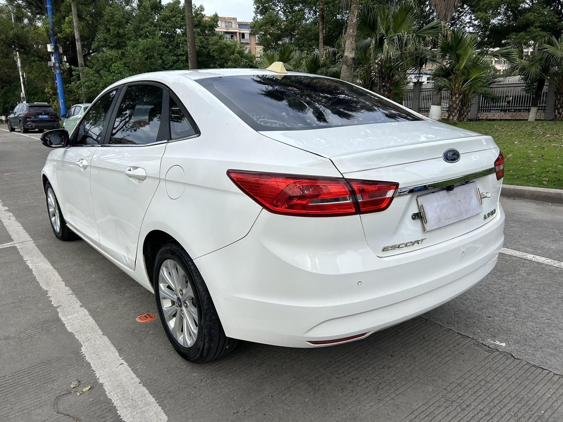 福特轿车全部车型轿车系列