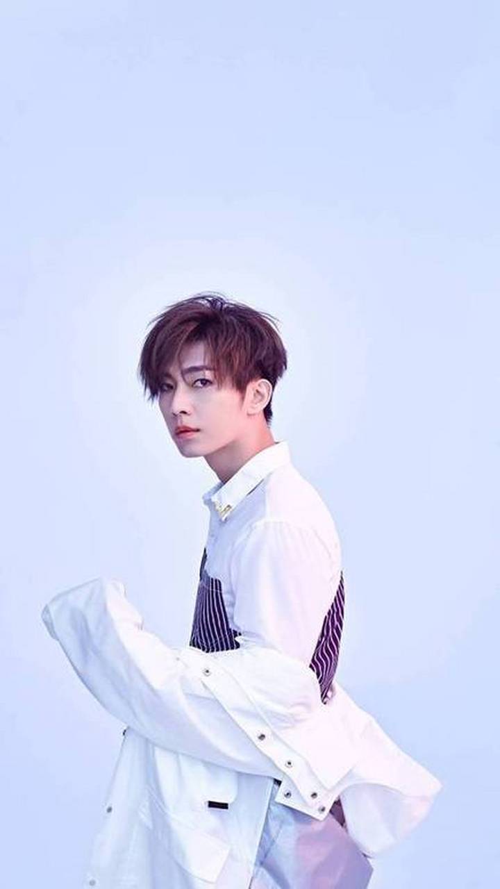 炎亚纶现身邱耀乐记者会# 炎亚纶涉性侵未成年人,现身邱耀乐发布会