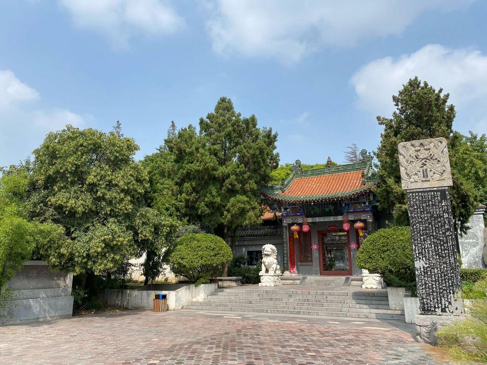 同盟山武王庙 同盟山是武王与八百诸侯在此同盟誓师,共伐商纣的会盟地