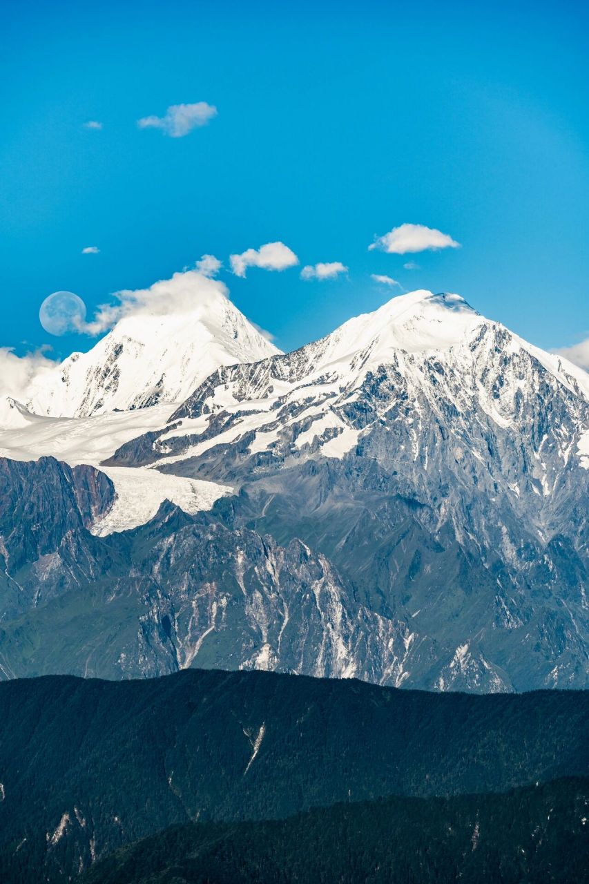 贡嘎雪山手机壁纸图片