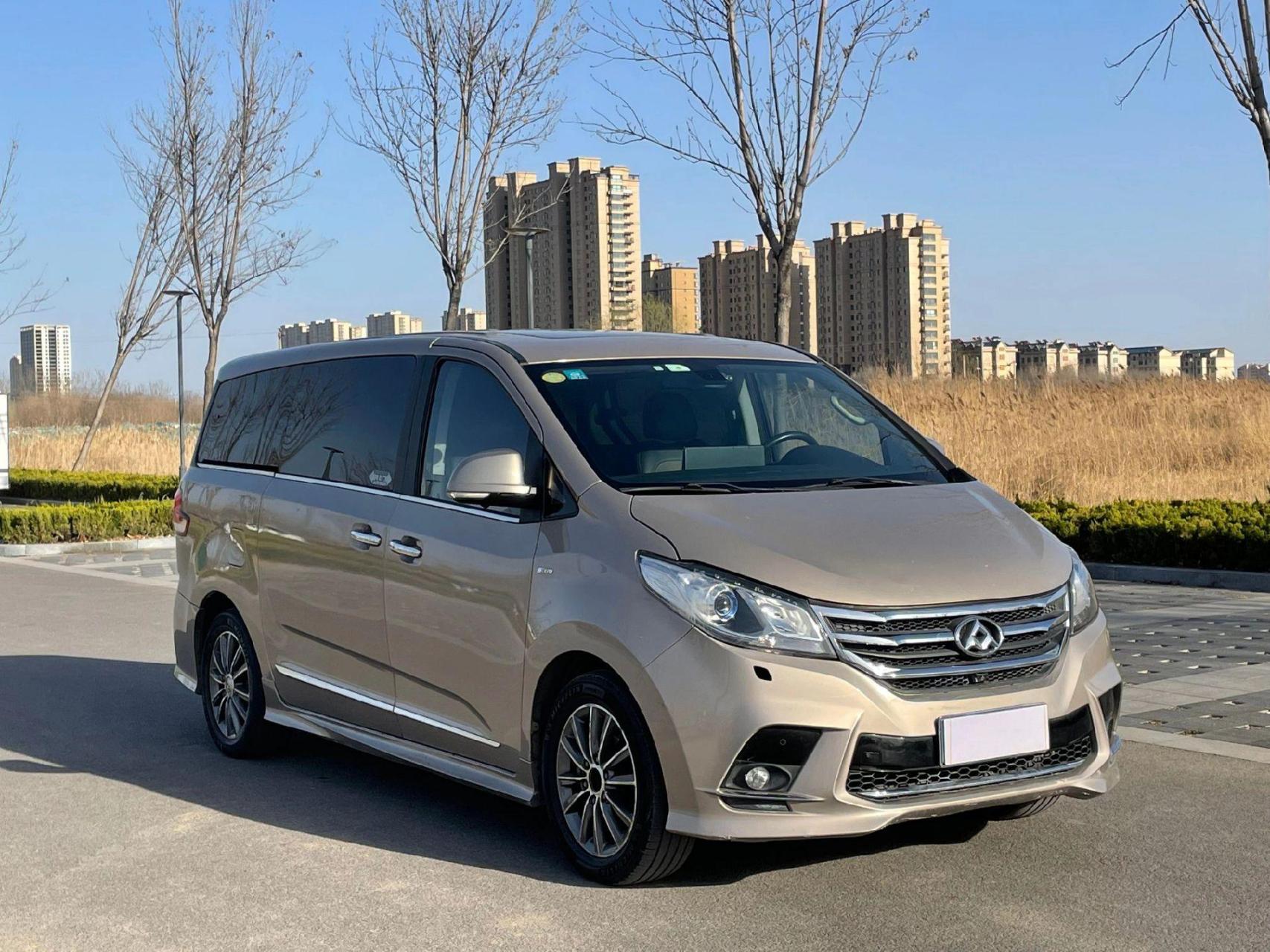 最新拿下16年上汽大通g10新款豪华旗舰最顶配 2.