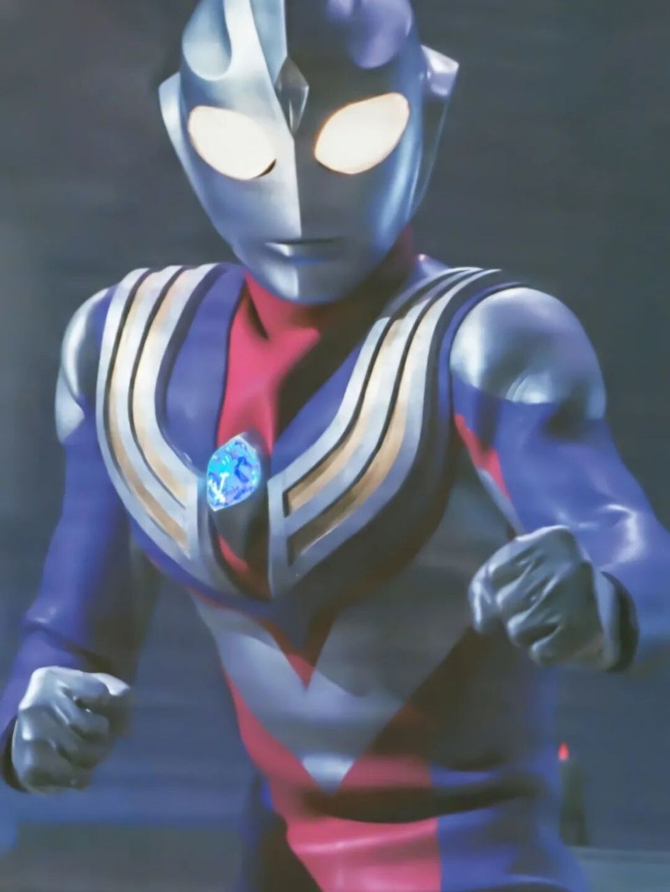 其实我也是觉得迪迦奥特曼很帅