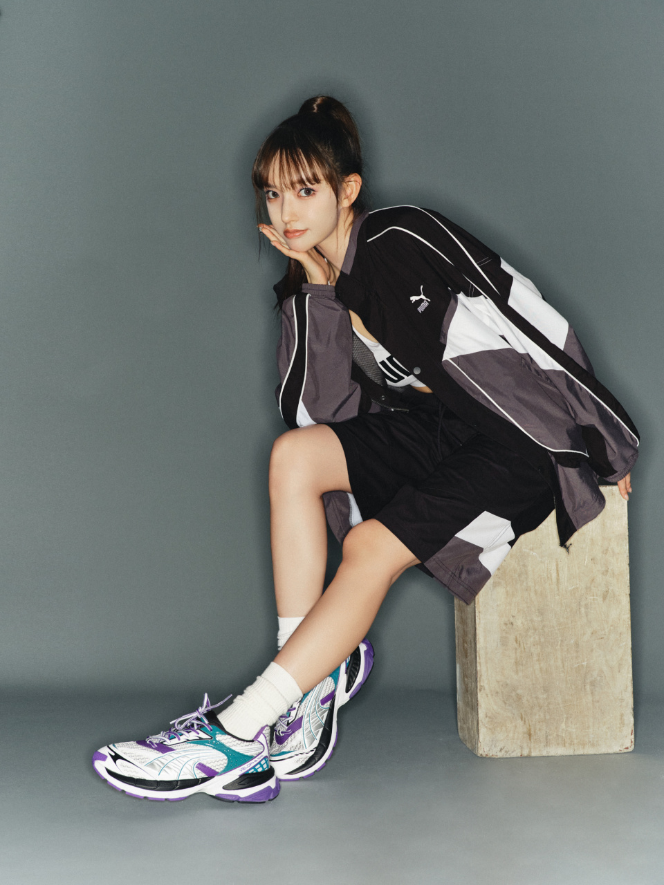 程潇高马尾运动穿搭,时尚随性,甜酷可人