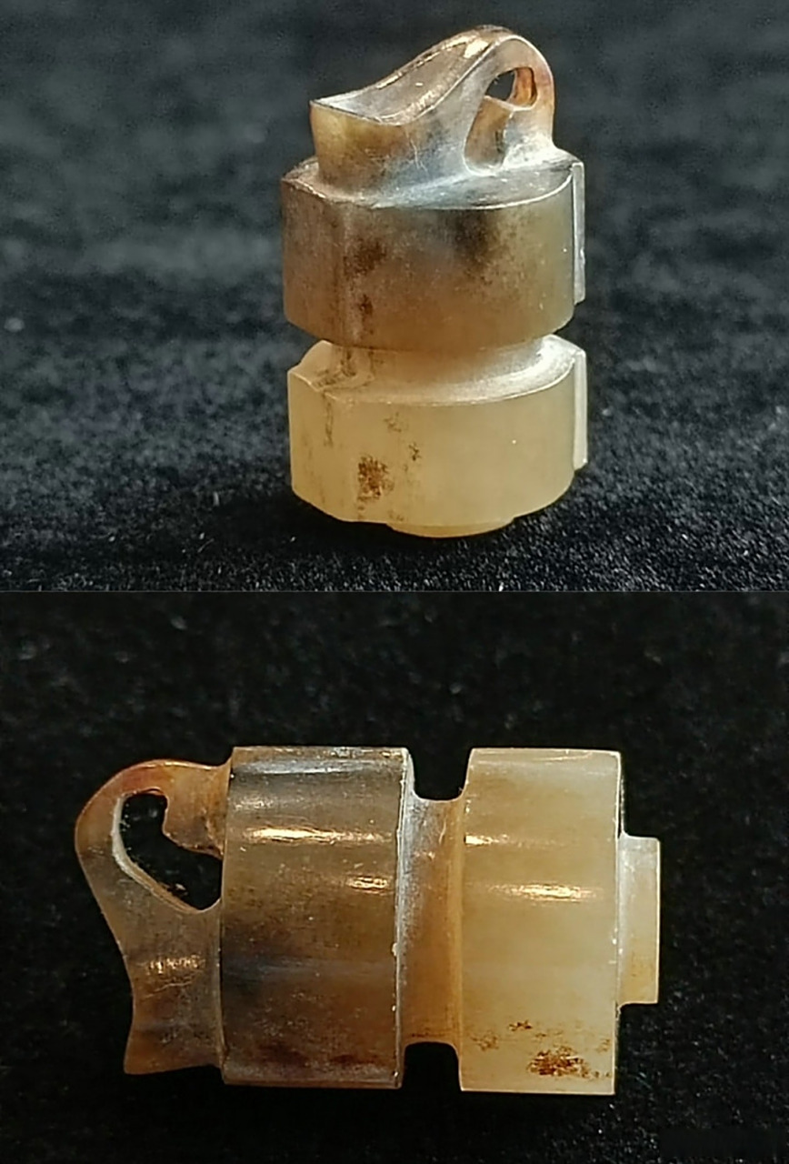 古玉居珍藏# 辟邪三宝之司南佩,最罕见的是刚卯,其次是思南佩和翁仲