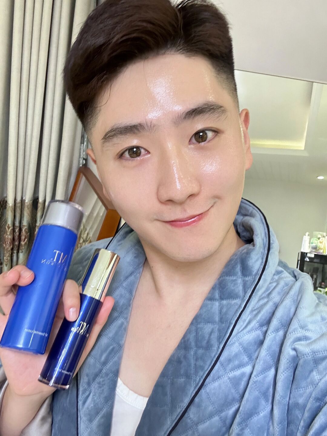 今天真的回过头,看看以前自己的图片,变化真的好大