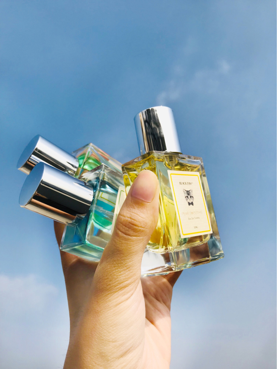 也该换香水了～ 入了三款炒鸡可爱的黑爪香水,一开始冲着颜值去的,没