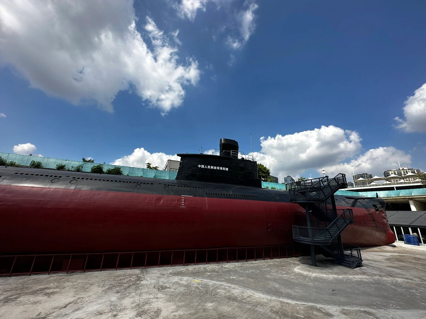 上海溜娃——潜艇展览馆&远望一号 潜艇展览馆,位于黄埔滨江原江南