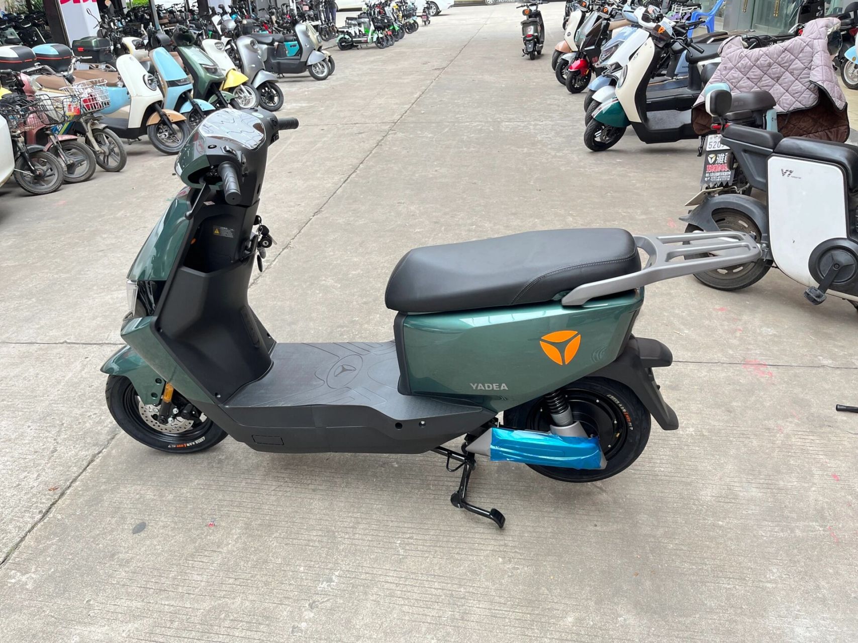 雅迪欧宾豪华版活动价来袭,2999米 加大面板设计,超长坐垫,搭载更舒适