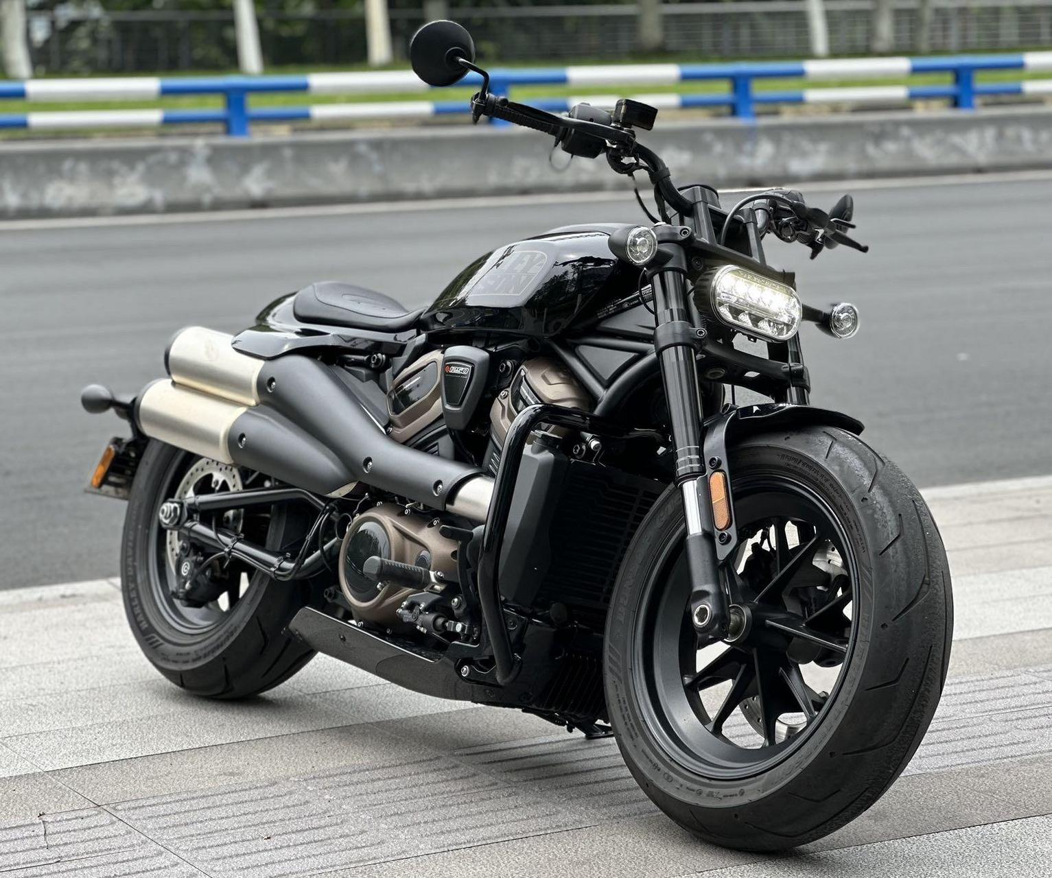 哈雷1250ss0202 22年上户一手户,安全行驶6000多公里,全车无瑕疵