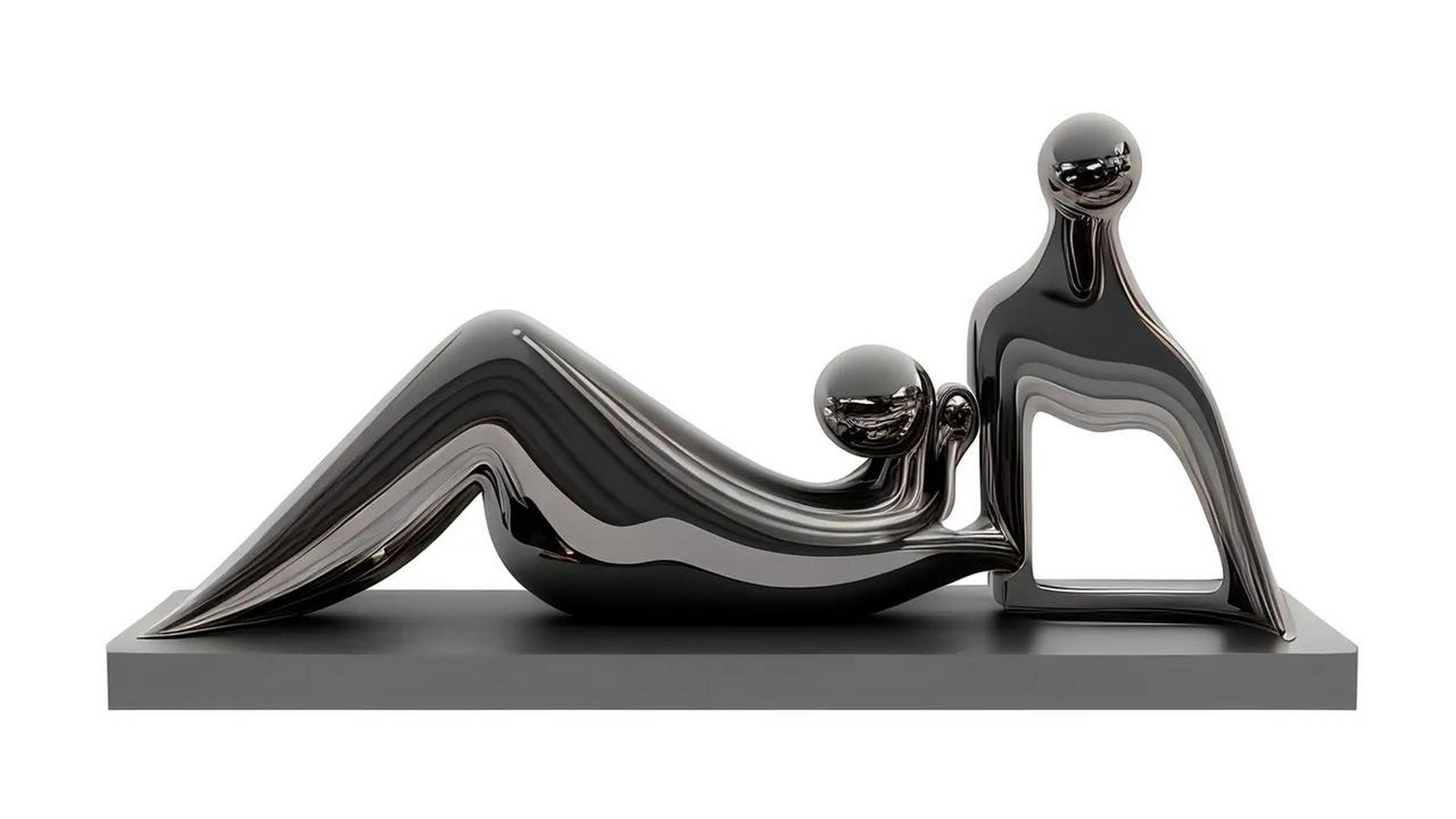 不锈钢镜面抽象雕塑的寓意  雕塑艺术家赵玉昌根据抽象雕塑大师亨利