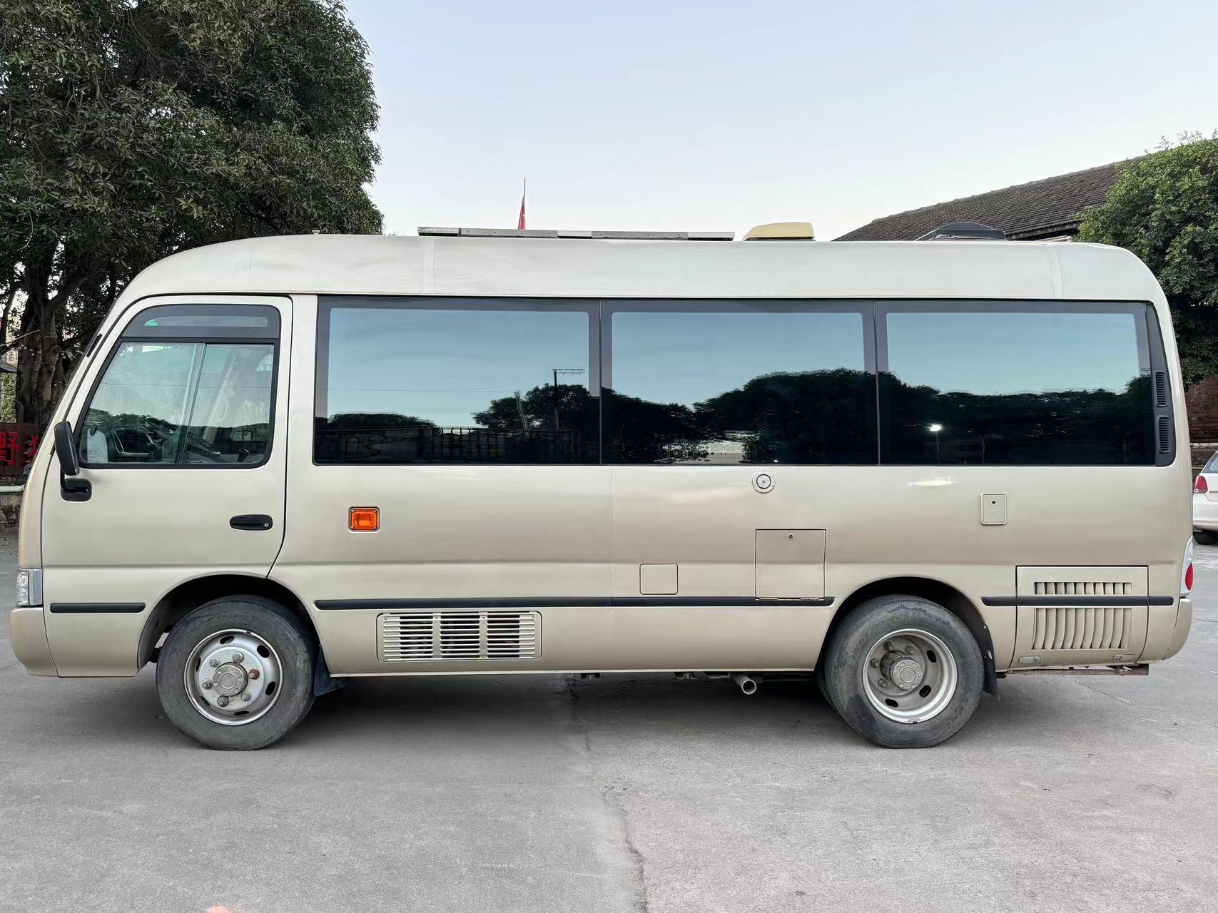 金旅考斯特b型房车 【底盘品牌】金旅 【上牌时间】2020年8月 【排量