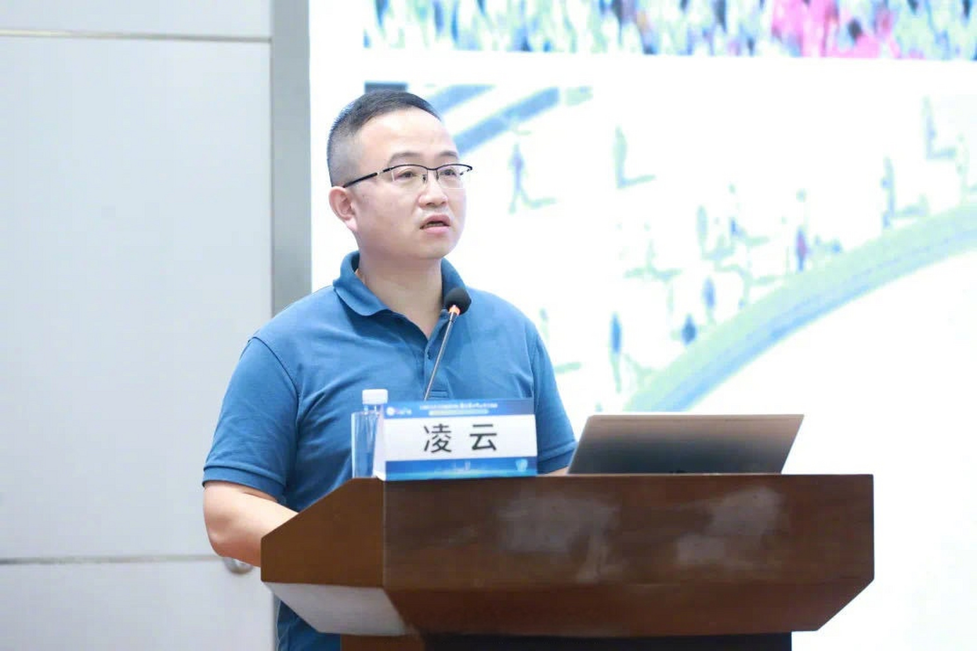 【上海公卫中心副主任凌云:国产和进口新冠药物均安全有疗效】国家