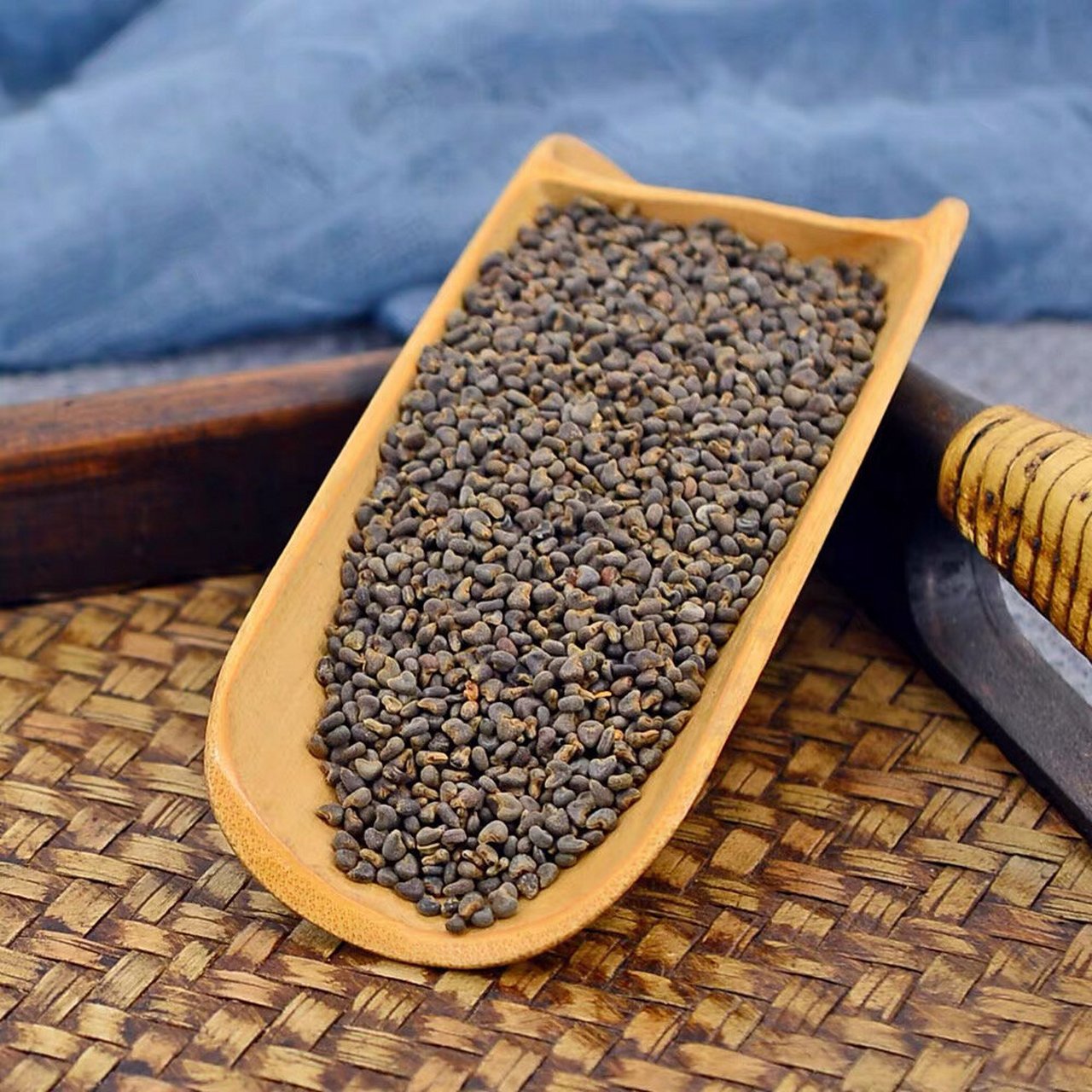 每日中药材籽药介绍——冬葵子茼麻子 功效与作用 凉血解毒,通乳,利尿