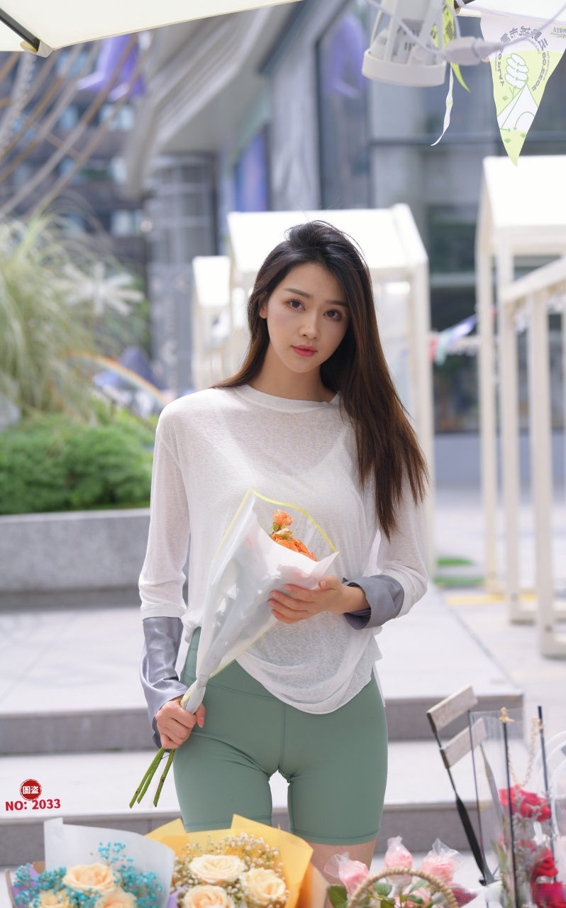 沈阳 平面模特 177 给身边的女生送束花吧  .