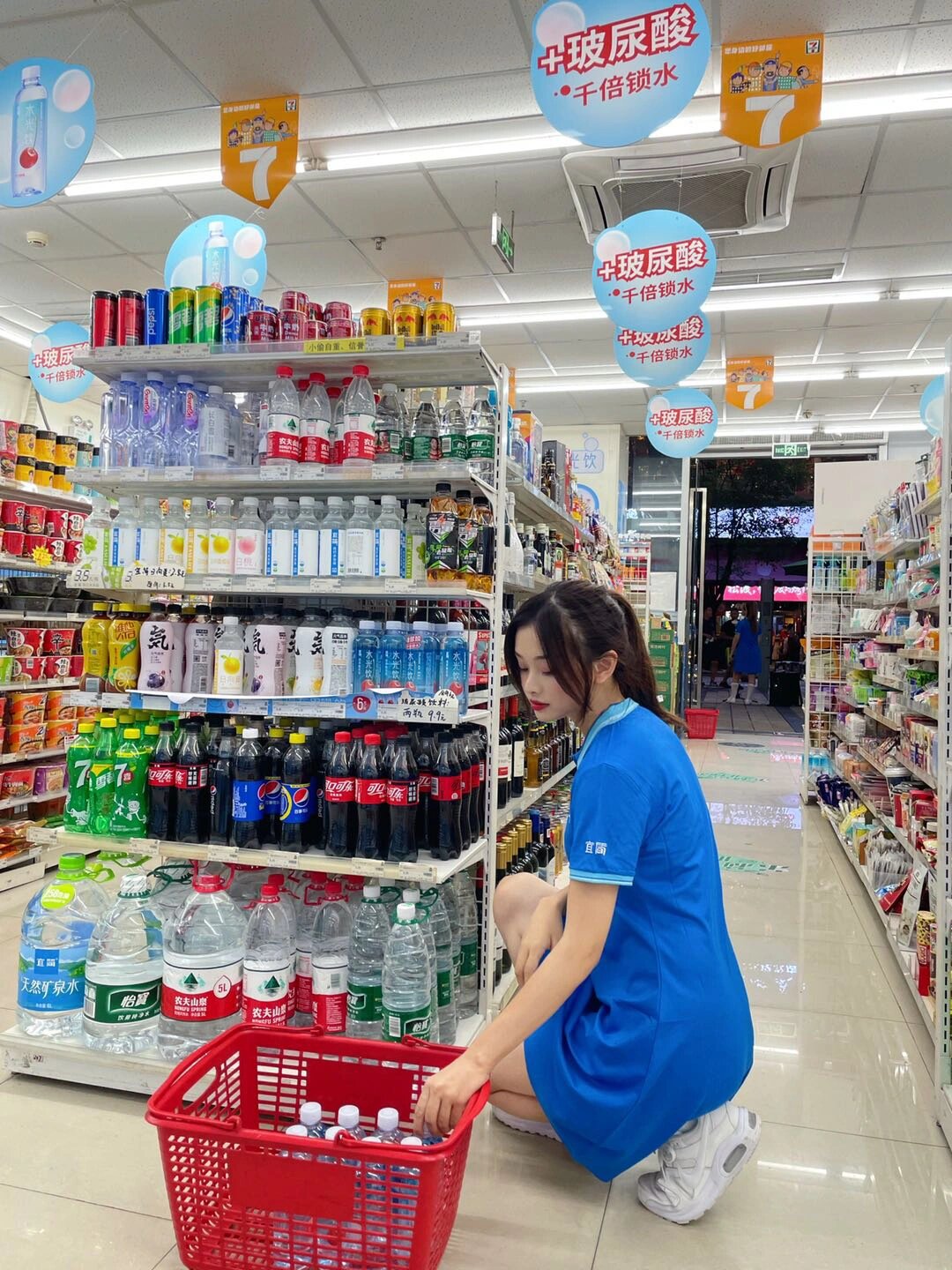 711打工记99996992一日店员体验日记