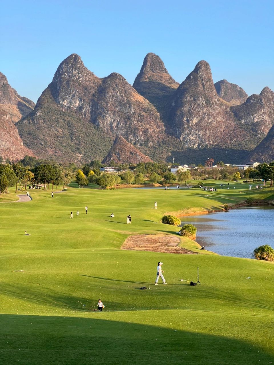 桂海晴岚 闭眼按快门都美到失语程度 99地点:桂林市-七星区-航天路