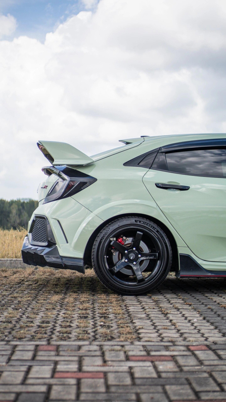 不是所有的思域都叫红标思域