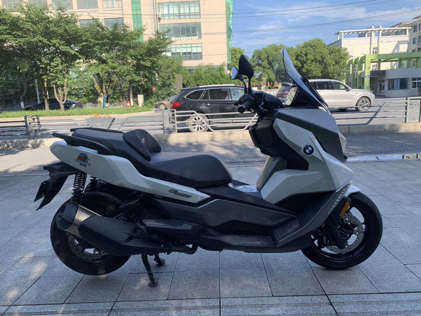 20年宝马gt400,最好开的踏板.