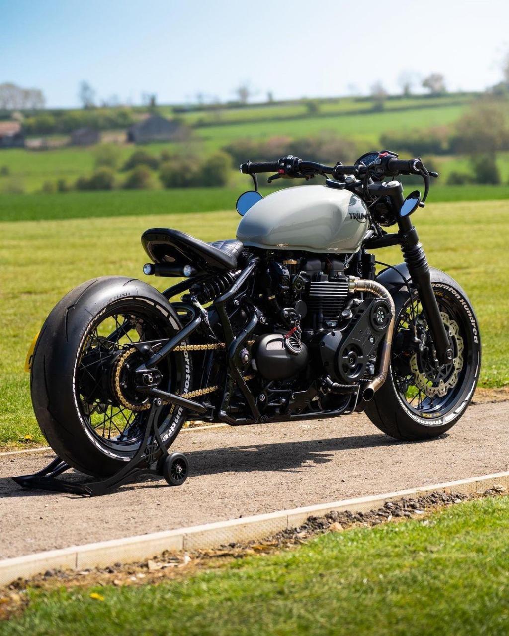 凯旋bobber美容案例欣赏.复古机车