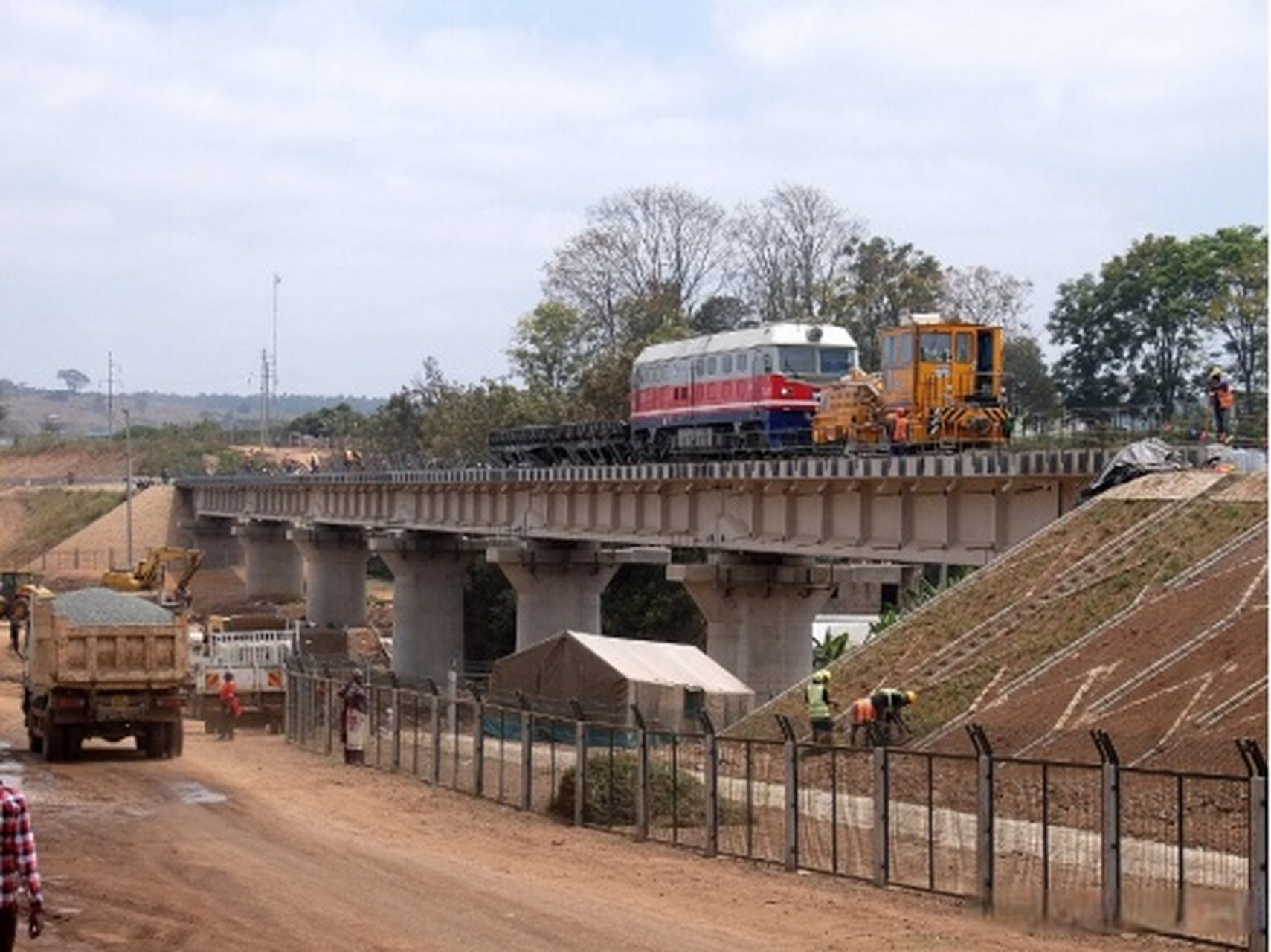 肯尼亚内马铁路二期图片