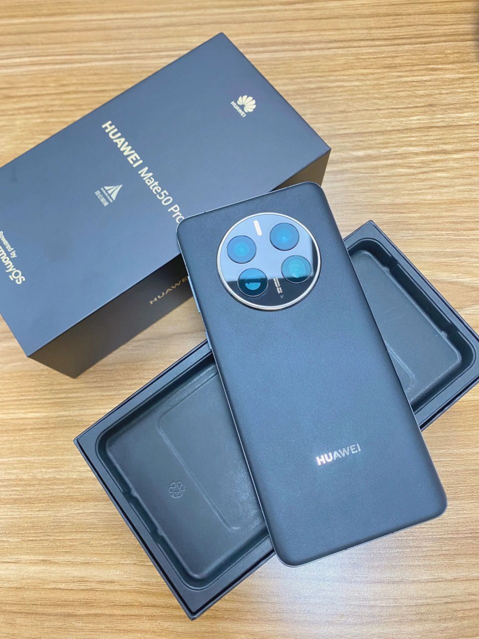 华为mate50pro 旗舰 昆仑破晓/素皮 昆仑玻璃,全球首个瑞士sgs五星级