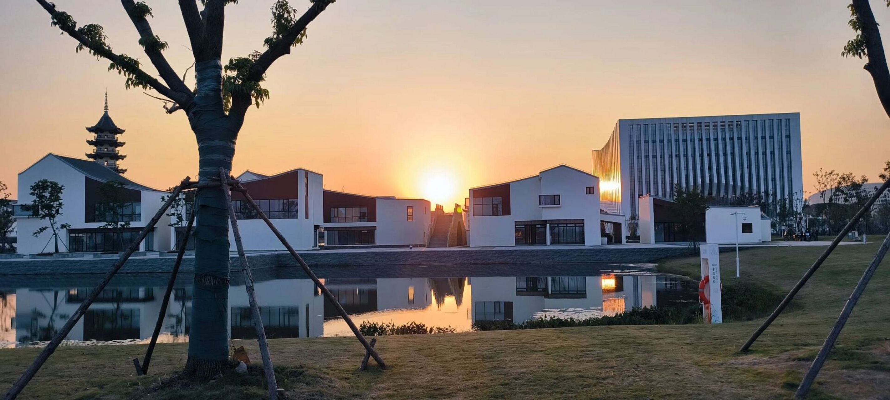 浙江水利水电学院(南浔校区)欢迎你!❤️ 学长在此😎,欢迎学弟