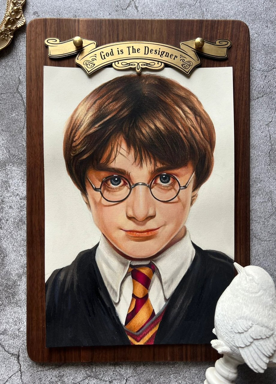 彩铅手绘— 哈利波特(含步骤) 断断续续画了6天,比上幅如懿好画,那幅