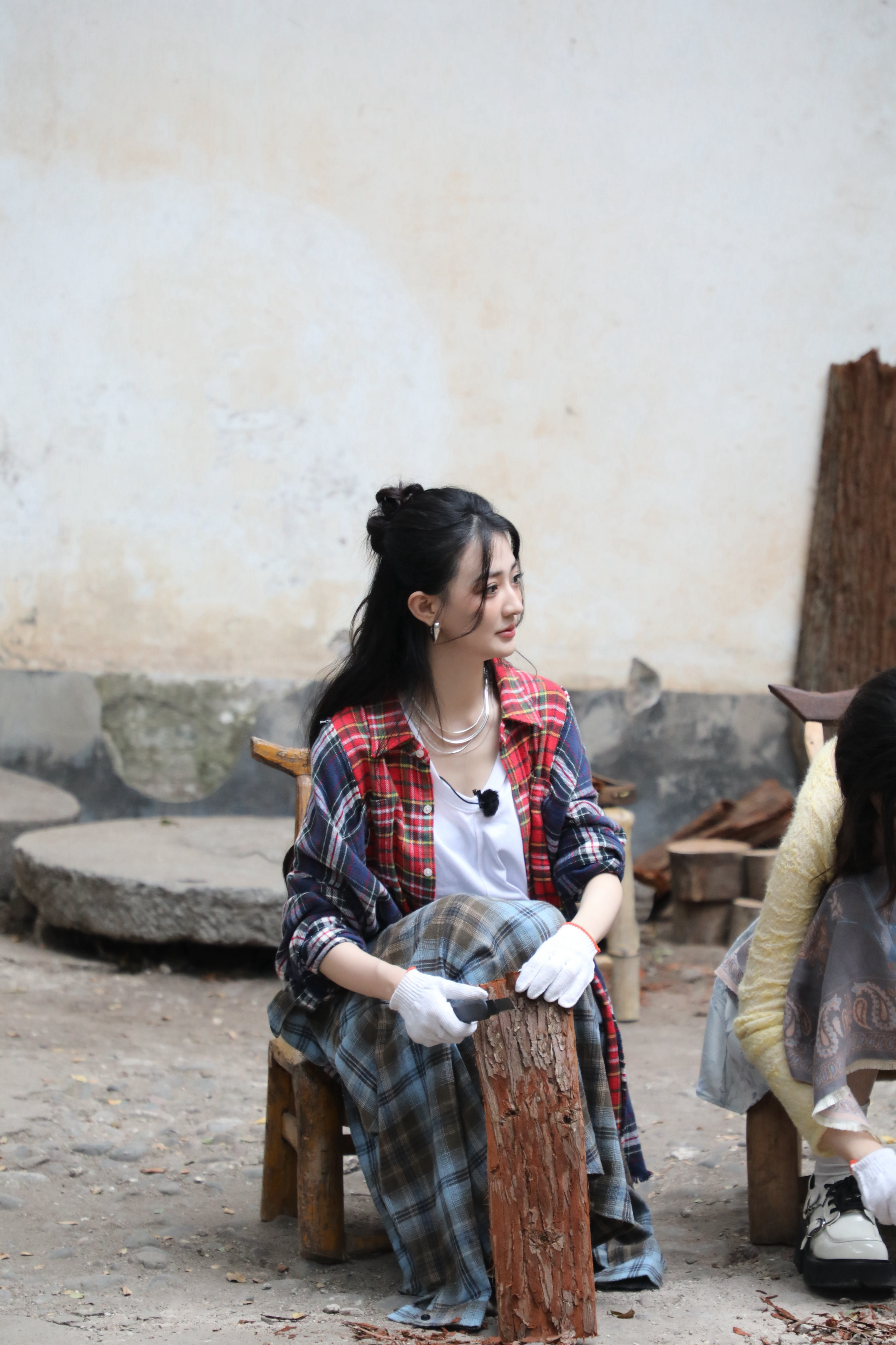 东方卫视番茄台 ,20 :45芒果tv ,和徐璐一起学习包扎法～#国医少年志