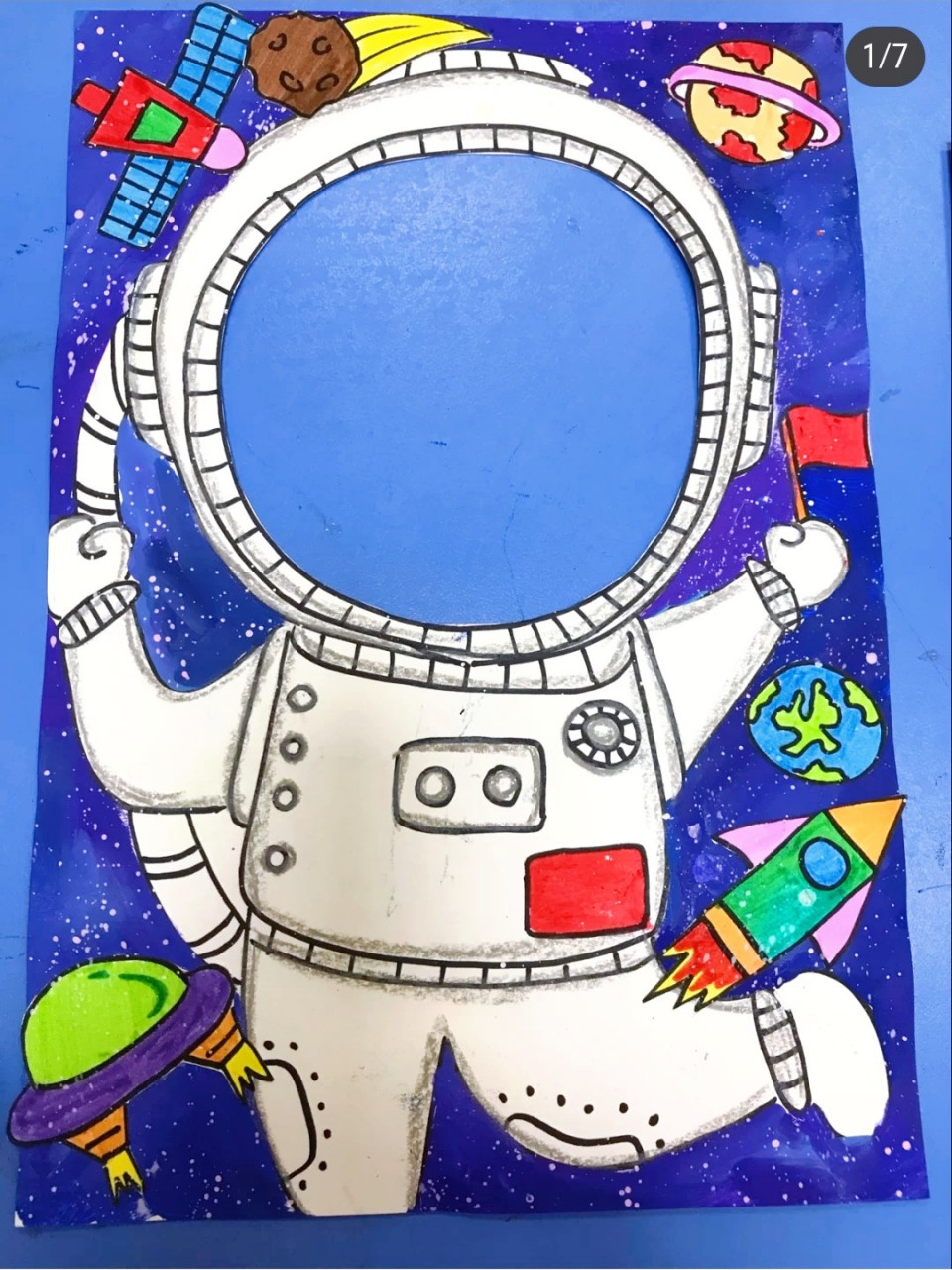 创意儿童画——长大后的职业 我发现大家对《小小宇航员》这个课件超