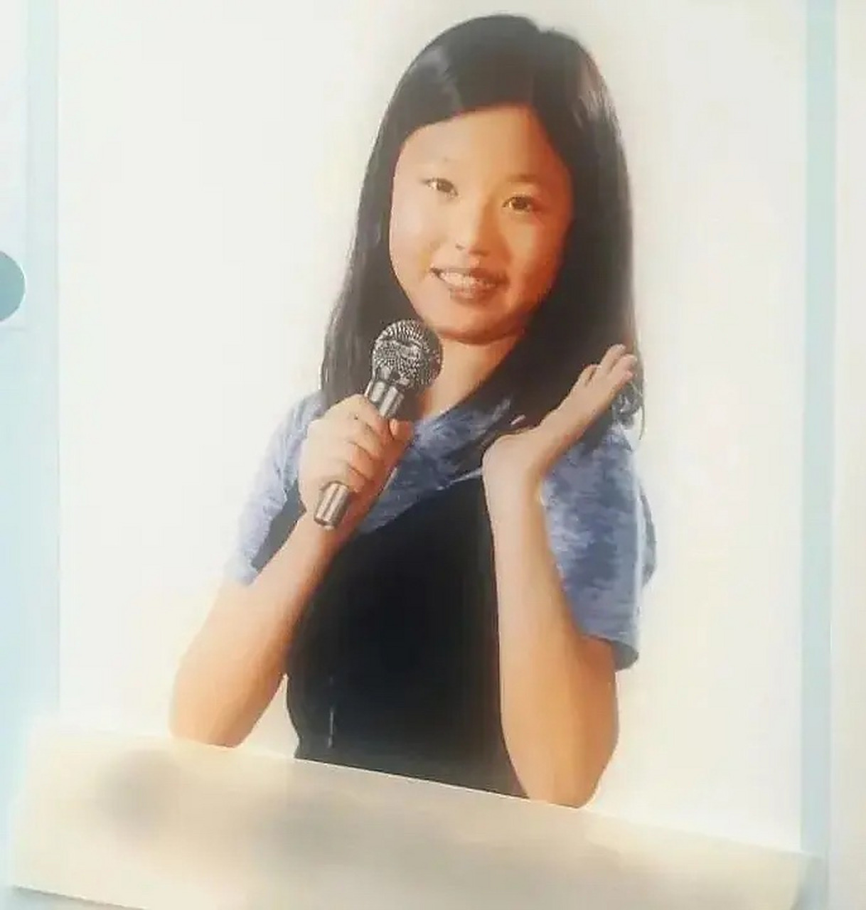 张元英小时候竟然长这样[惊哭]乍一看还以为是jennie[思考]