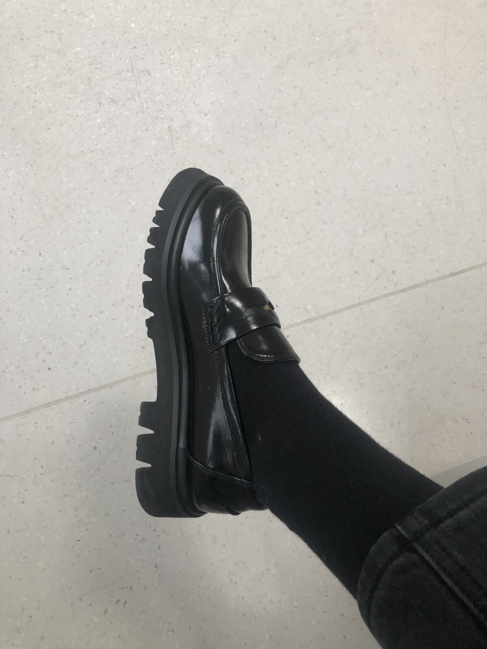 200 的百思图乐福鞋还挺香的 本来看中一款思加图的乐福鞋 折扣完也要