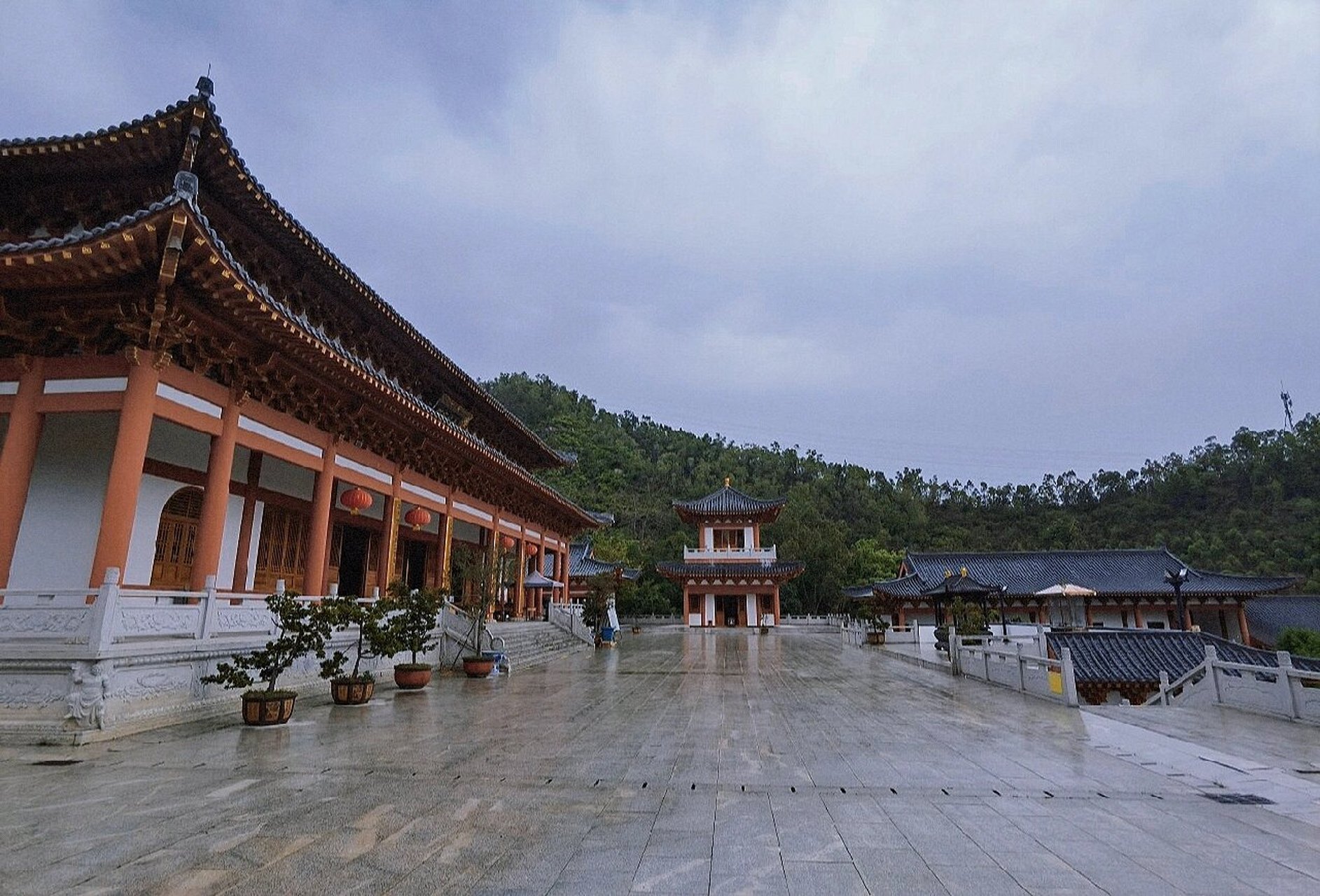 新会将军山的寺庙～大圣寺 简介:广东江门市新会区双水镇大圣寺,是由