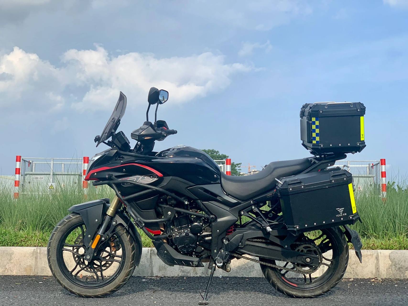 无极300ds 21年 实表两万一公里 前后abs 原厂三箱 车况精品 手续齐全