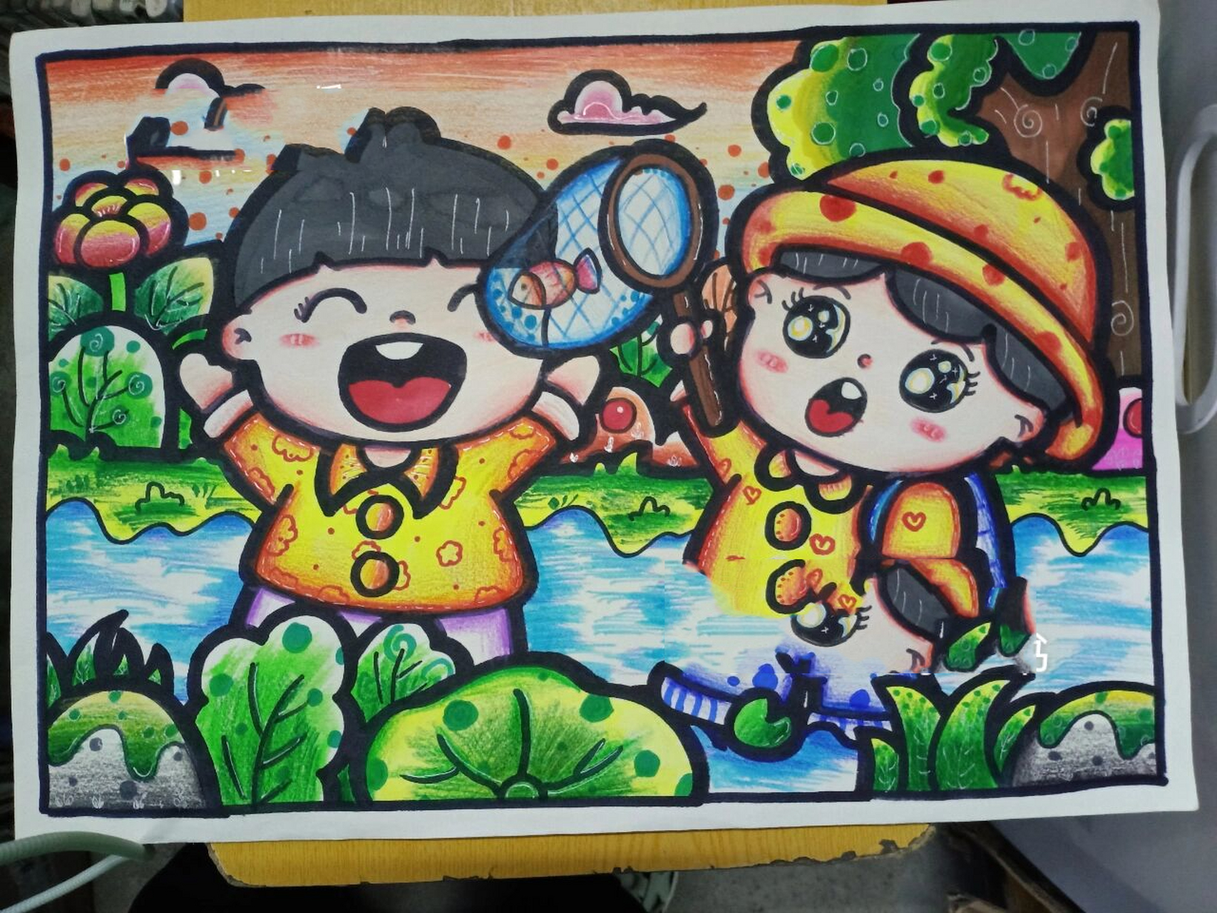 儿童画《捉鱼》《夏天》      加创作