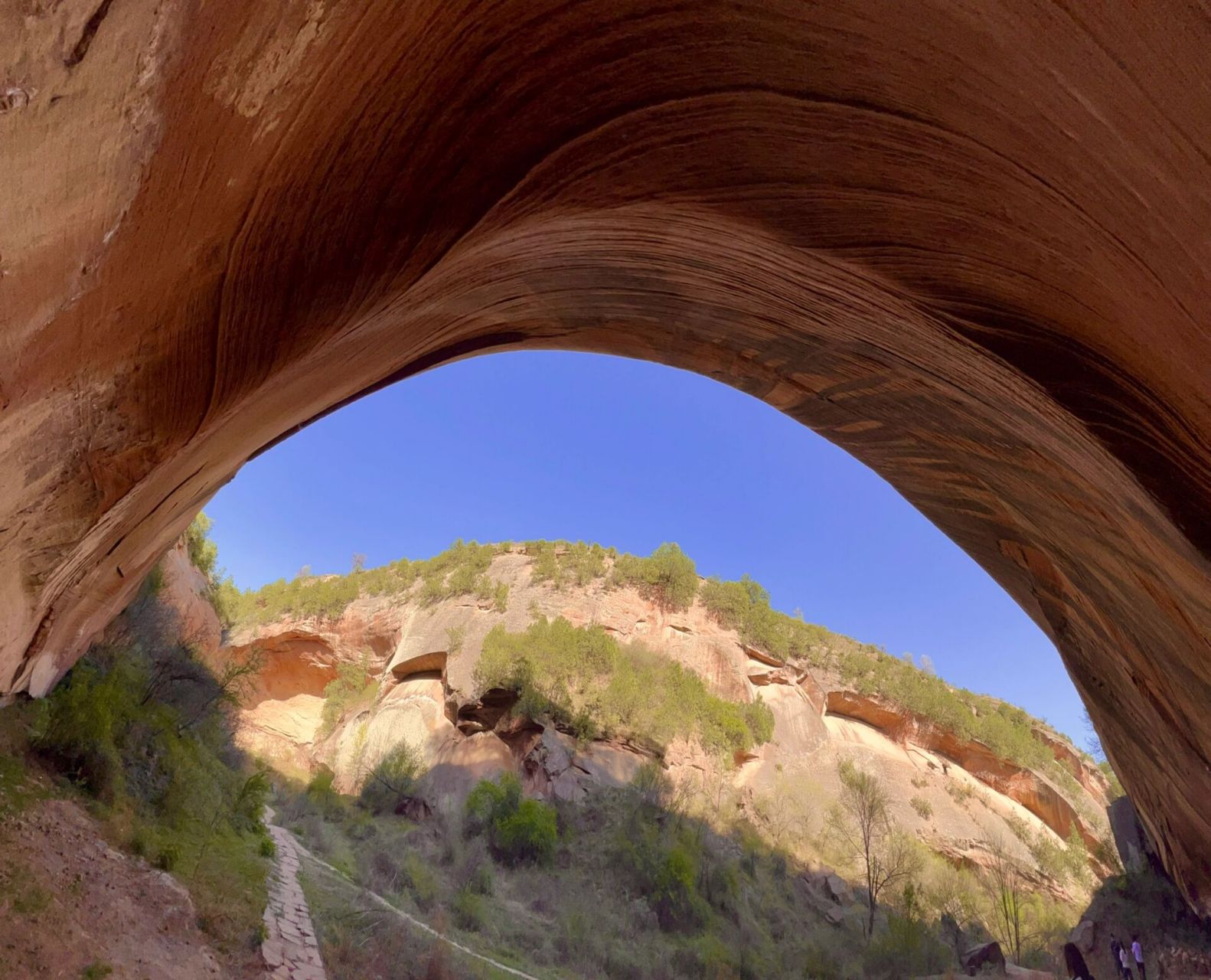 自驾陕西甘泉大峡谷之爱心峡谷,人特别少 看了网上的人山人海,庆幸