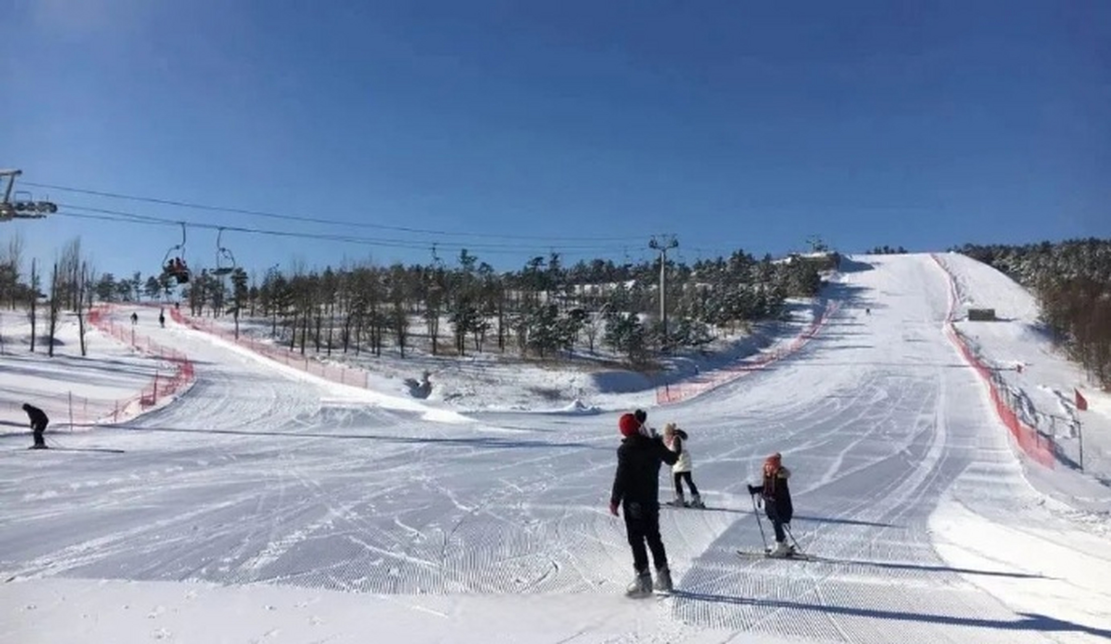 龙井海兰江滑雪场图片