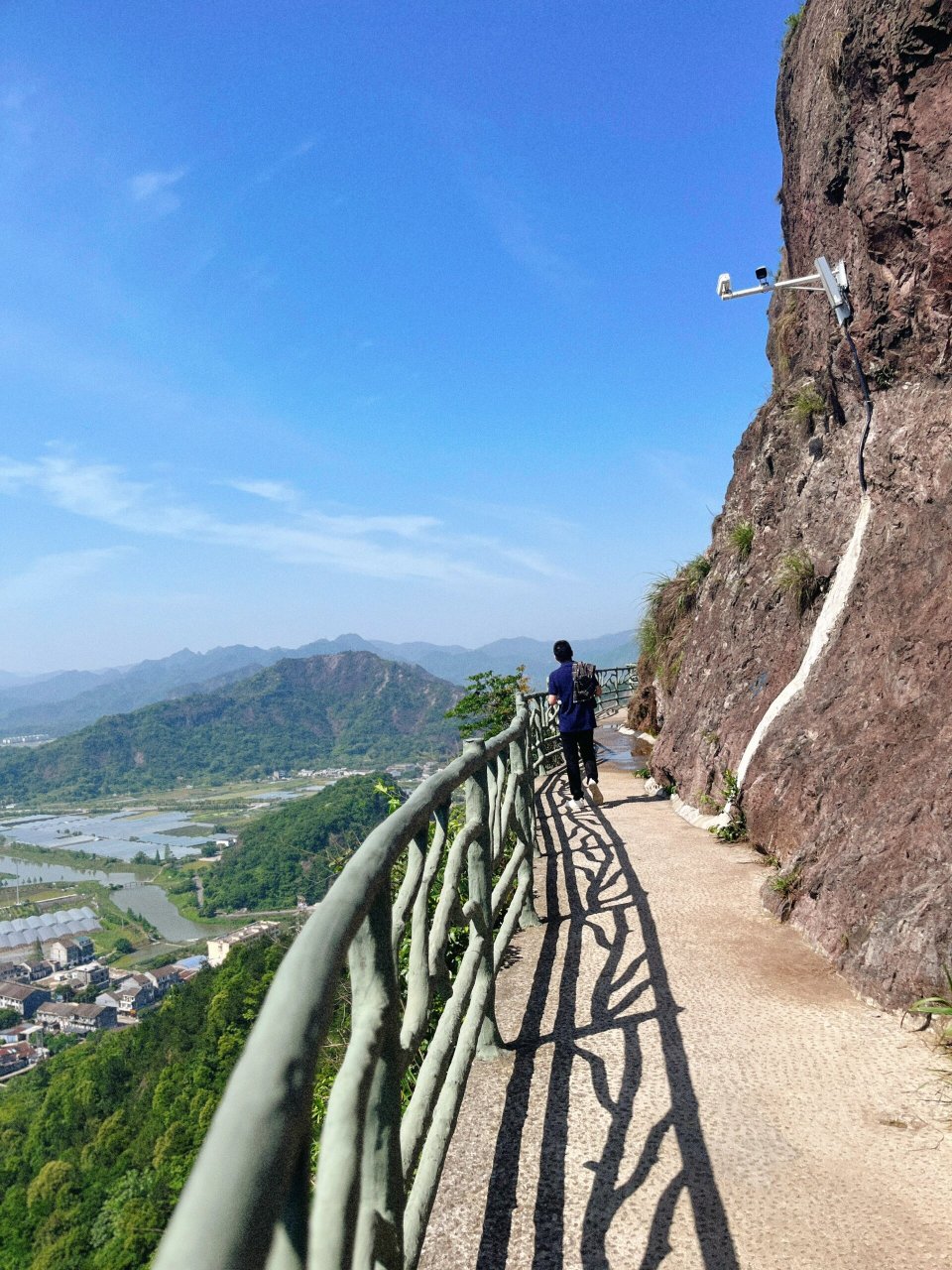 不一样的风景,苍南流石山玻璃栈道 为了避开五一高峰人群,七点多出发