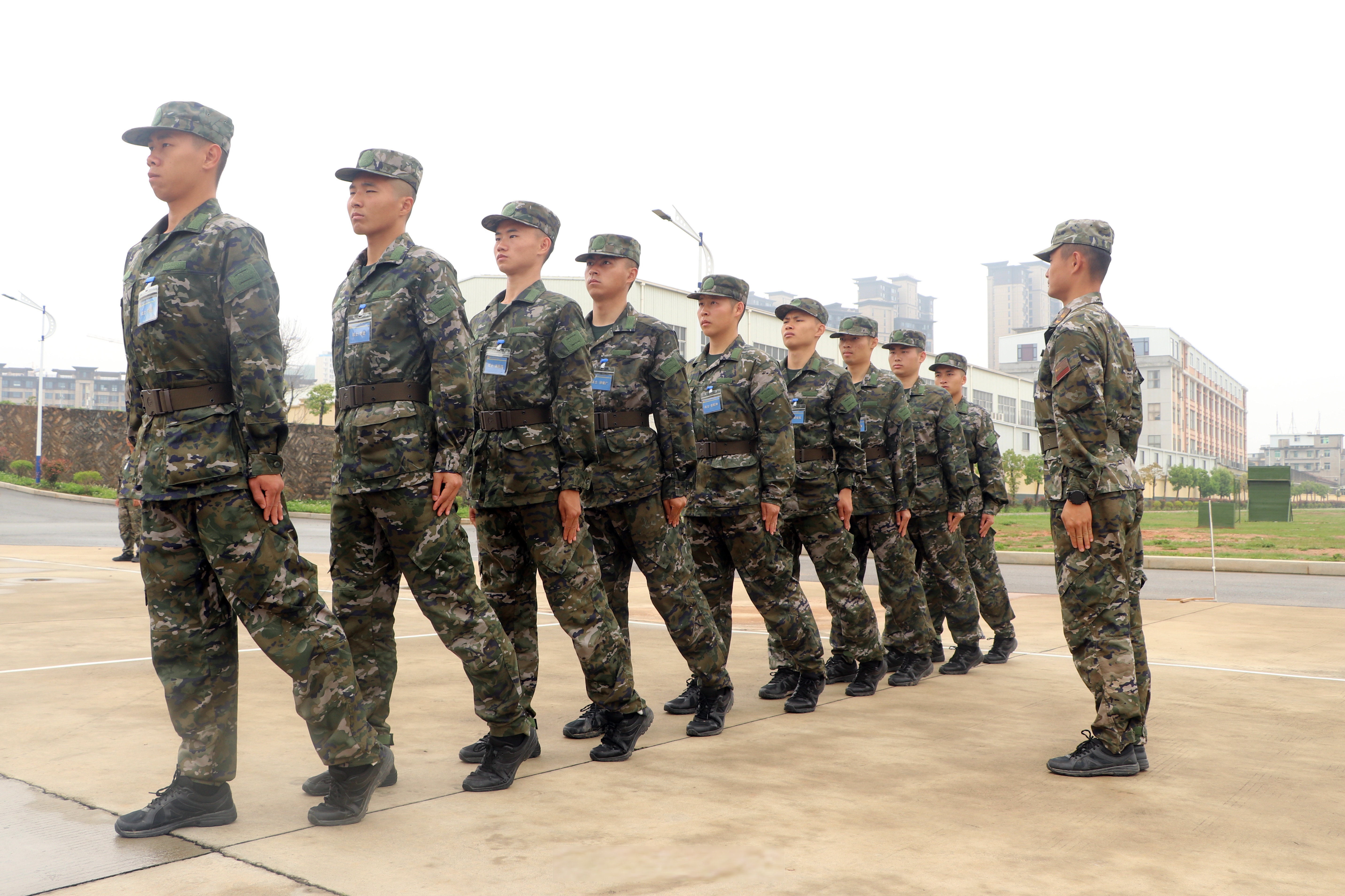直击武警新兵队列训练#】近日,武警第二机动总队某支队开展新兵队列