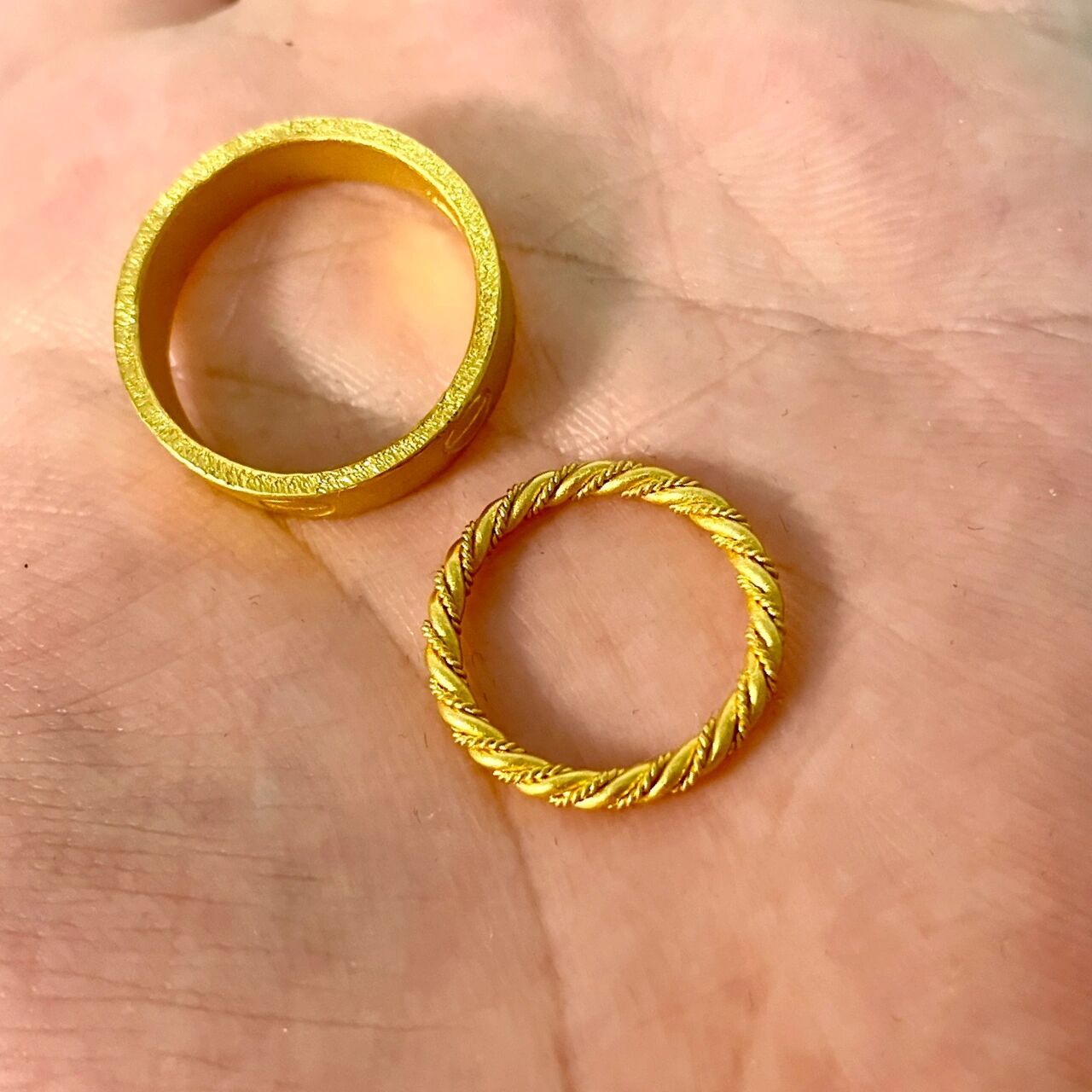 =7680,下单后大概5天到货,顺丰 - 同时间各大黄金首饰店金价在520左右