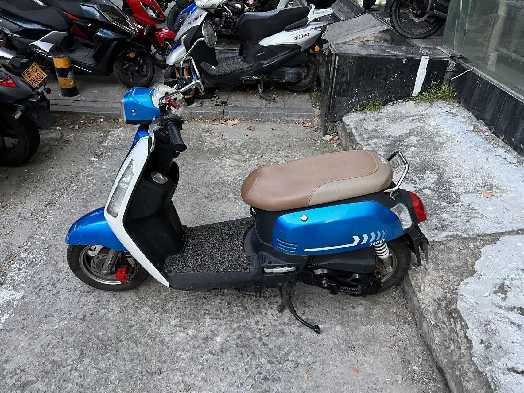 一代精典车型19年3月三阳tini110复古小踏板