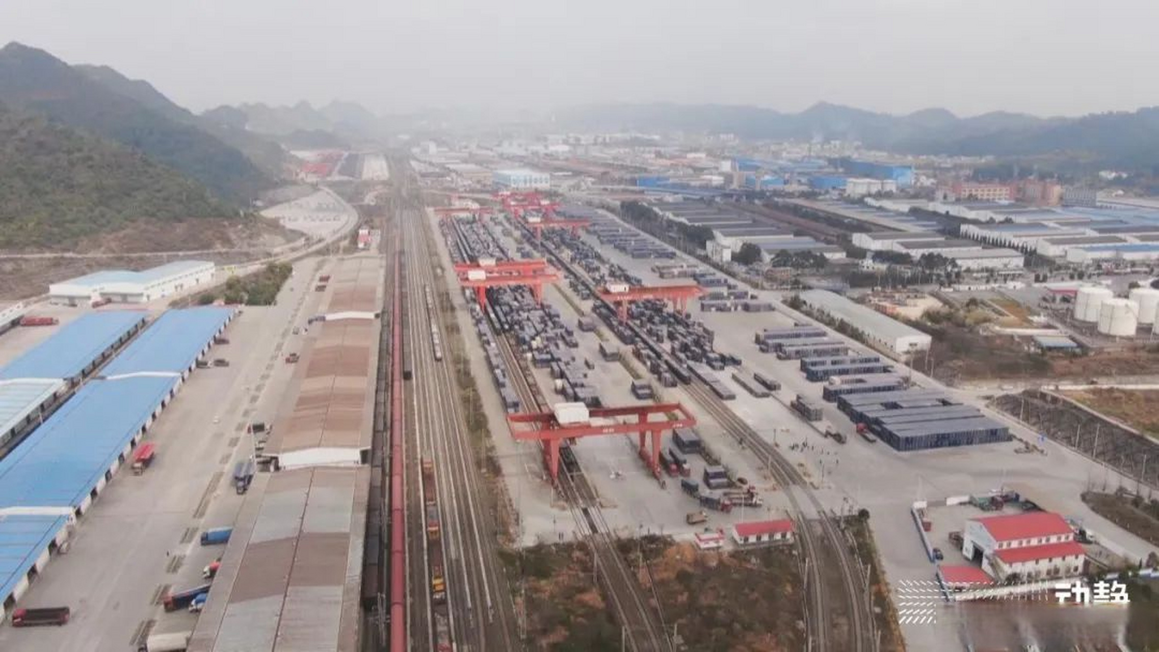 【贵阳海关推出24条优化营商环境措施】日前,贵阳海关推出优化营商