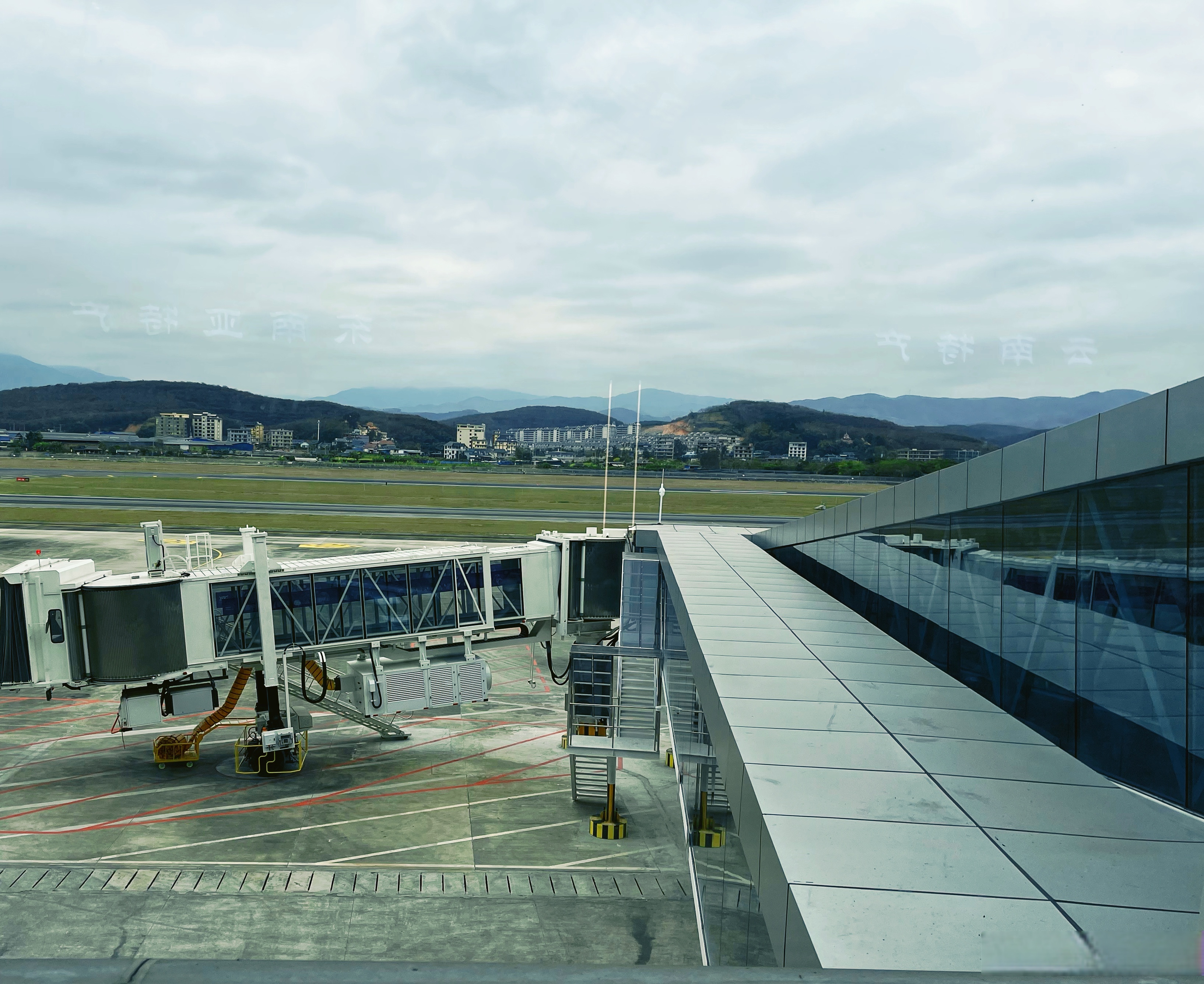 起床气之打开手机,满屏的开工大吉,弄的我感觉自己都有点懈怠了