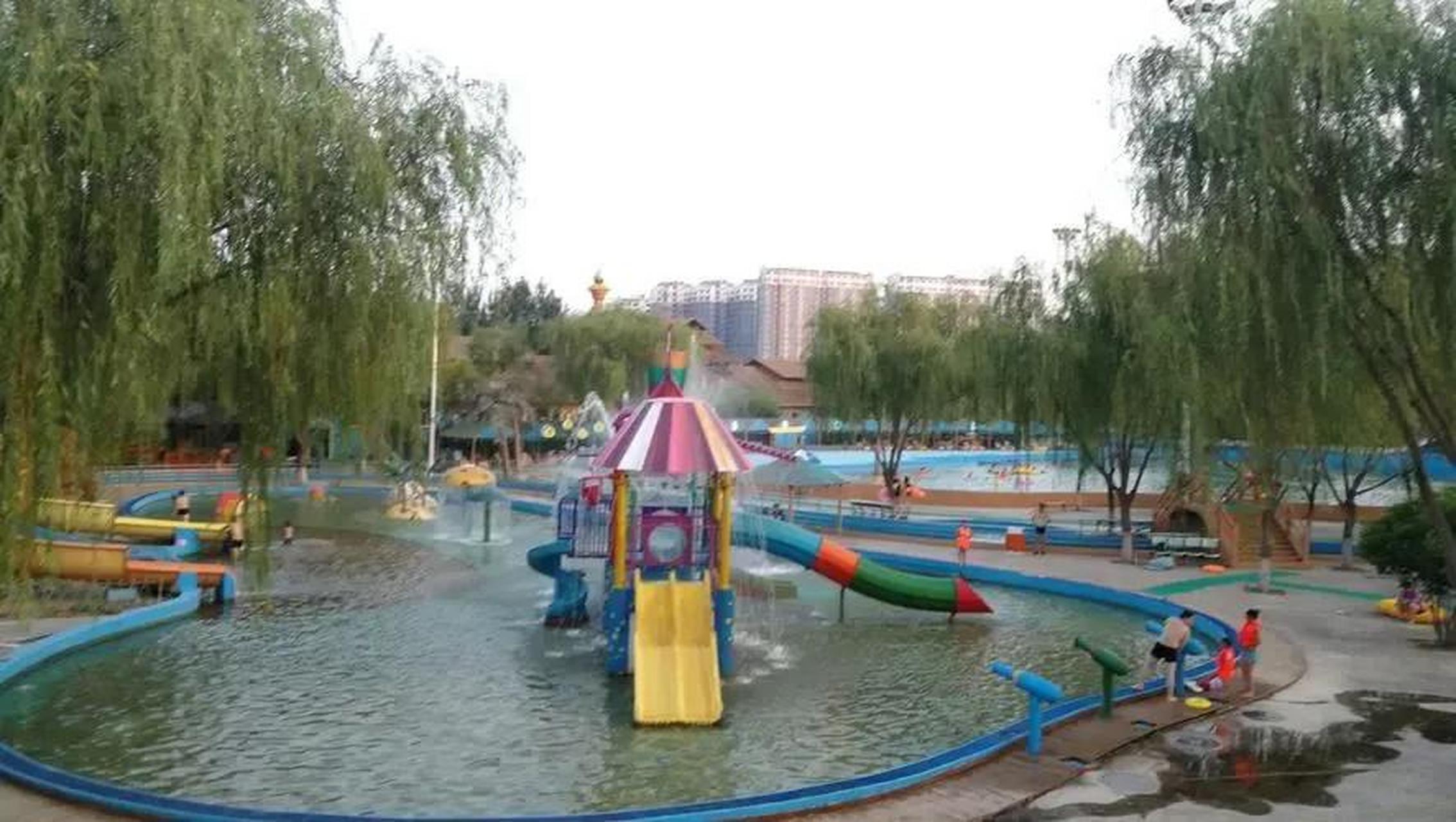 来运城东花园玩呀!它位于运城市东郊10公里处,运城市空港新区东部.