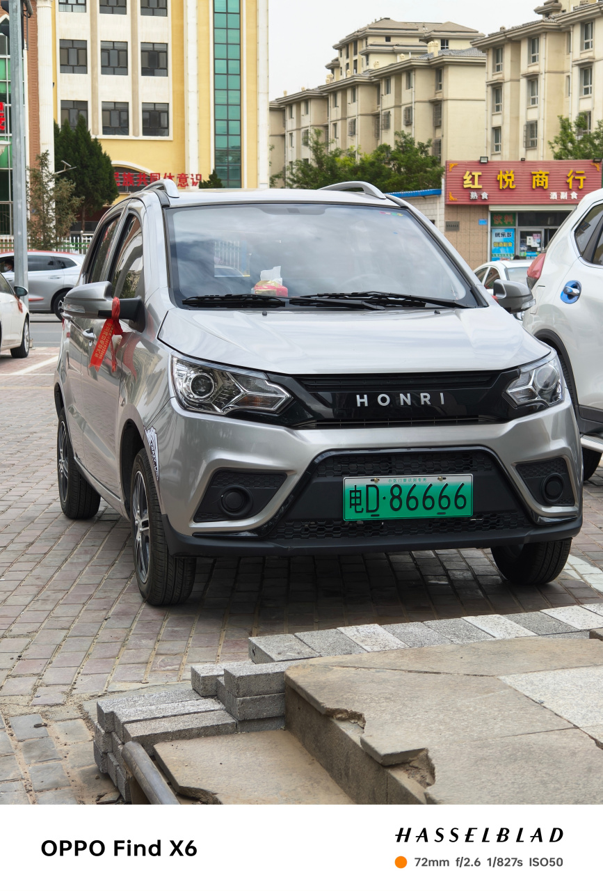 一直搞不懂 这个电d到底是哪的牌子 完事号都还挺好 不是6就是8的