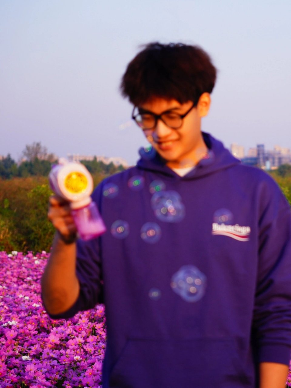 三墩镇人民公园新晋网红打卡点91 社科院边上的草坪也太好拍了 一到